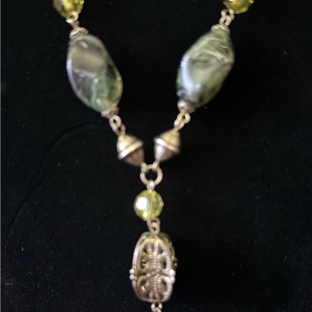 1928 AntiquedGold Tone and Green Beaded Necklace - Picture 2 of 3